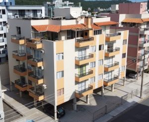 Apartamento para Venda, Bombinhas / SC, bairro Bombas, 1 dormitório, 1 banheiro, 1 vaga de garagem, mobiliado, área total 44,00 m²